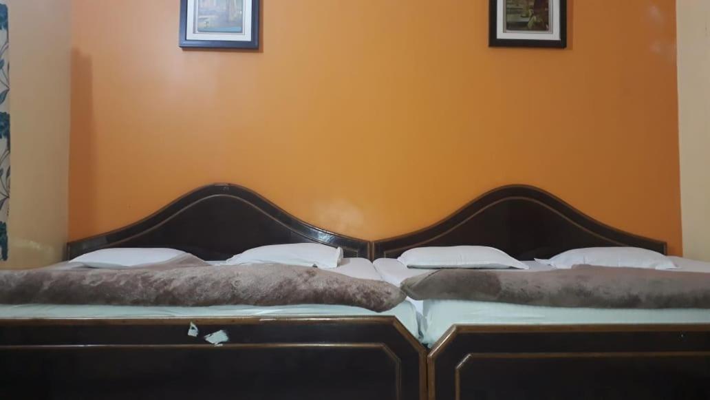 Ganga View Guest House Varanasi Bagian luar foto